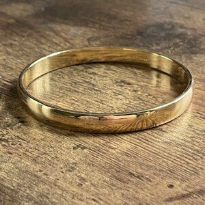 Vintage 1980s Monet Bangle Bracelet Gold Tone Preppy Minimalist Costume Jewelry